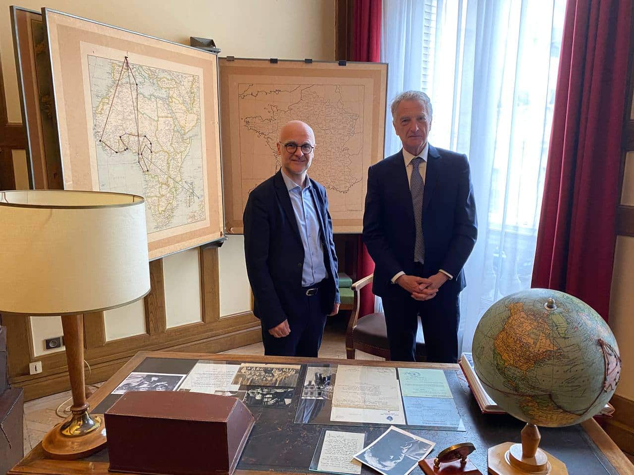 Xavier Roseren visite la Fondation Charles De Gaulle avec le président de la Savoie Hervé Gaymard.